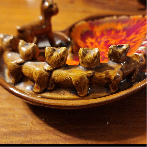 California Pottery MCM Signed  Ashtray Gold Red Orange Drip Boxer Dogs - Picture 13 of 14